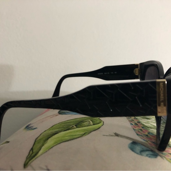 Michael Kors sunglasses - Picture 8 of 8